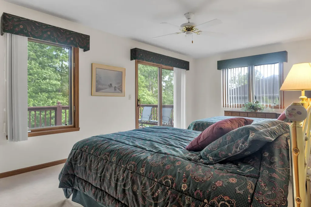213 Sun Hill Circle Cadiz KY 42211