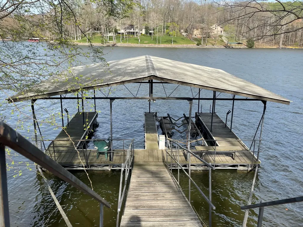 213 Sun Hill Circle Cadiz KY 42211