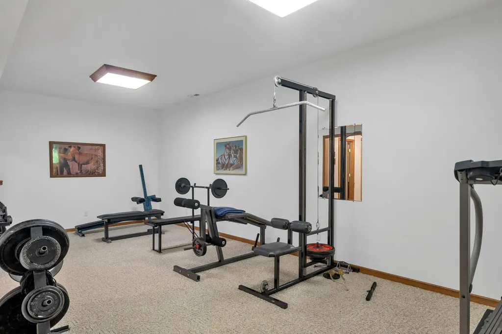 213 Sun Hill Circle Cadiz KY 42211