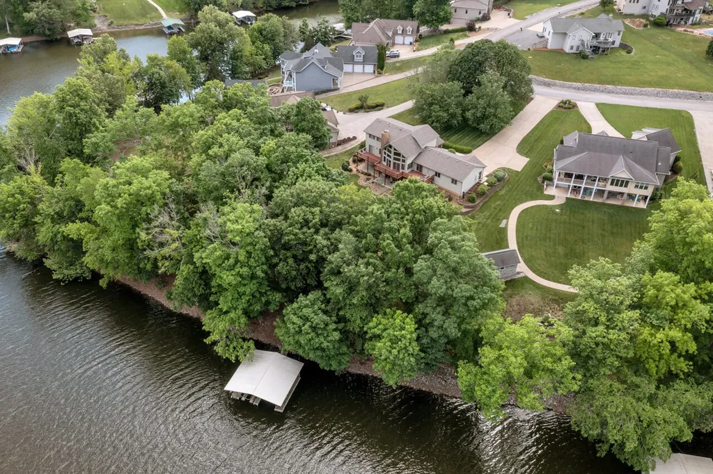 213 Sun Hill Circle Cadiz KY 42211