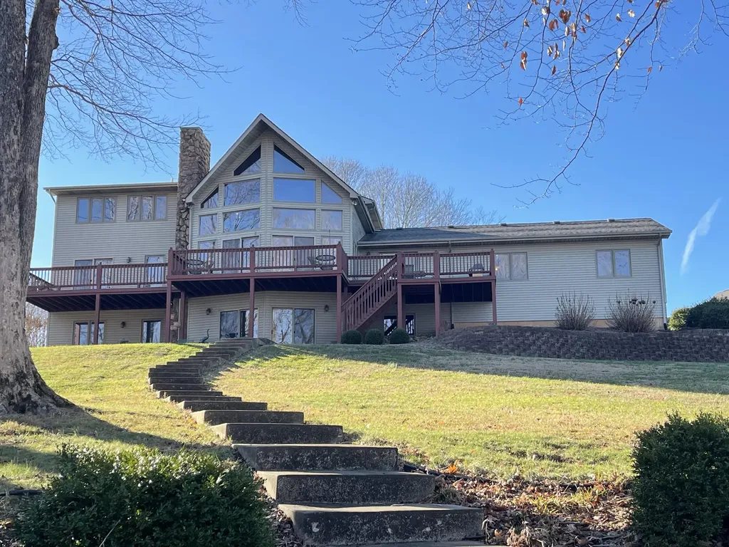 213 Sun Hill Circle Cadiz KY 42211