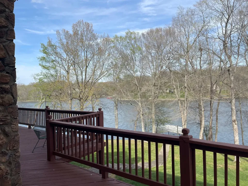 213 Sun Hill Circle Cadiz KY 42211