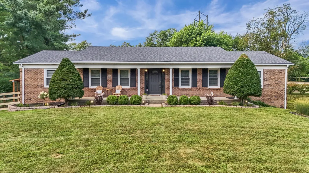 4042 Whitemark Court Lexington KY 40516