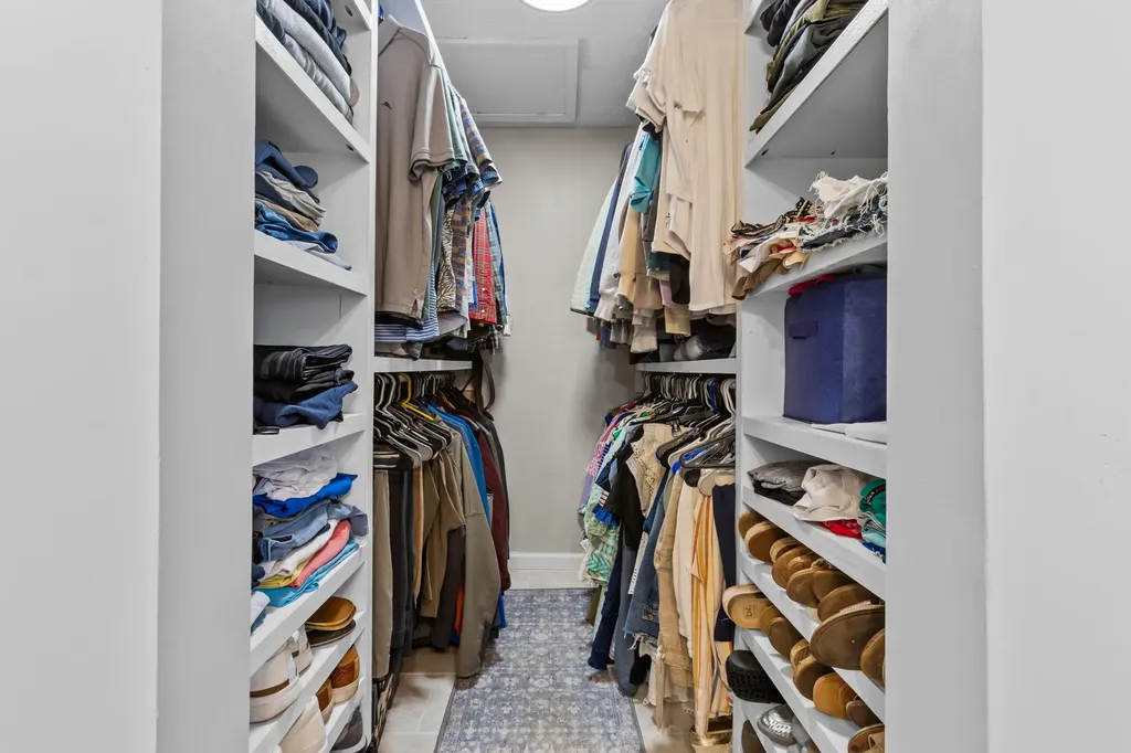4042 Whitemark Court Lexington KY 40516