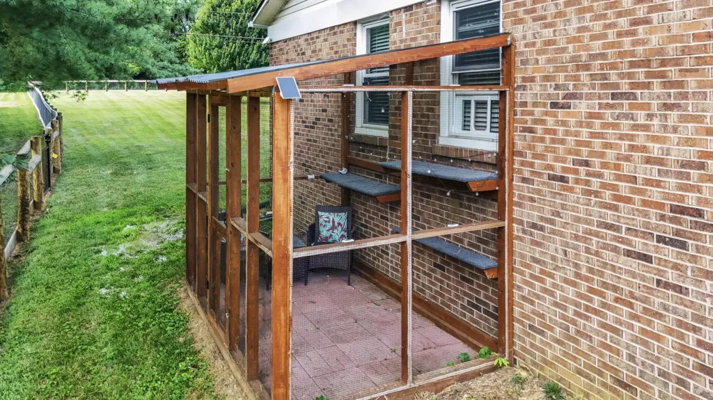 4042 Whitemark Court Lexington KY 40516