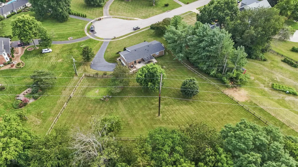 4042 Whitemark Court Lexington KY 40516