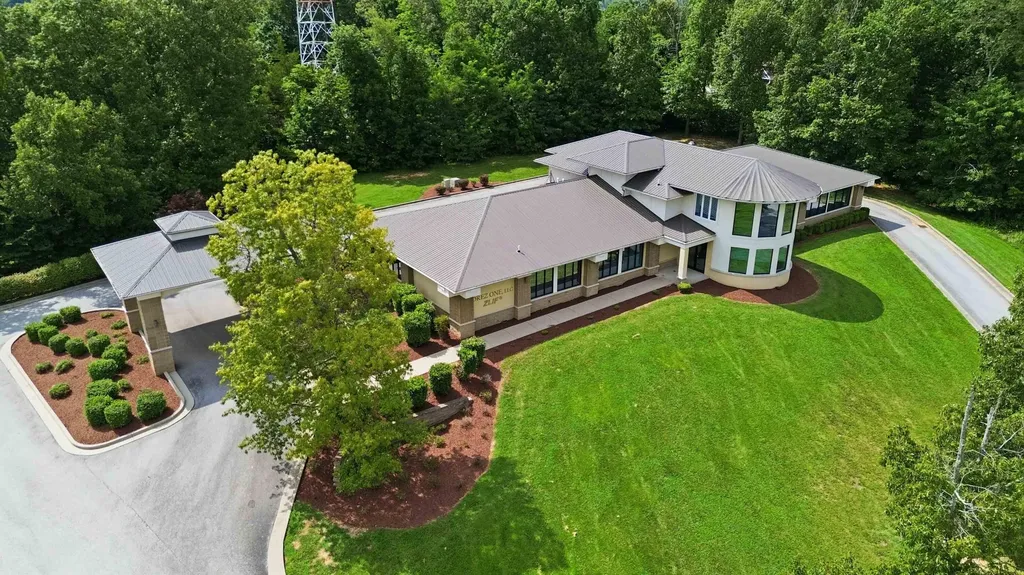 305 Medpark Drive Somerset KY 42503