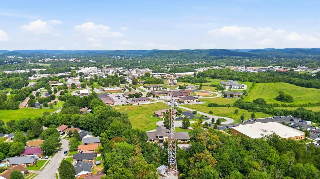 305 Medpark Drive Somerset KY 42503