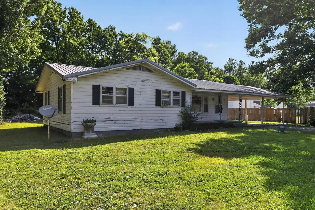 3834 Cook Street Paducah KY 42003