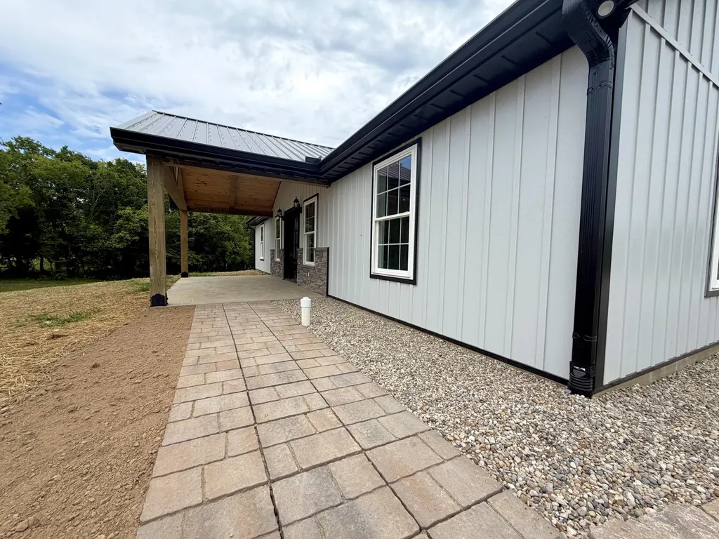 111 Crestview Lane Cadiz KY 42211