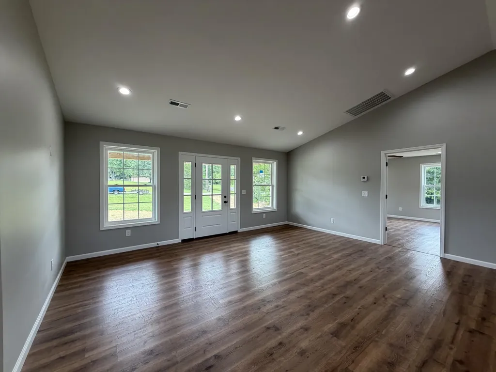 111 Crestview Lane Cadiz KY 42211
