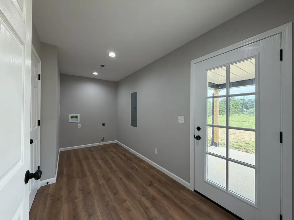 111 Crestview Lane Cadiz KY 42211