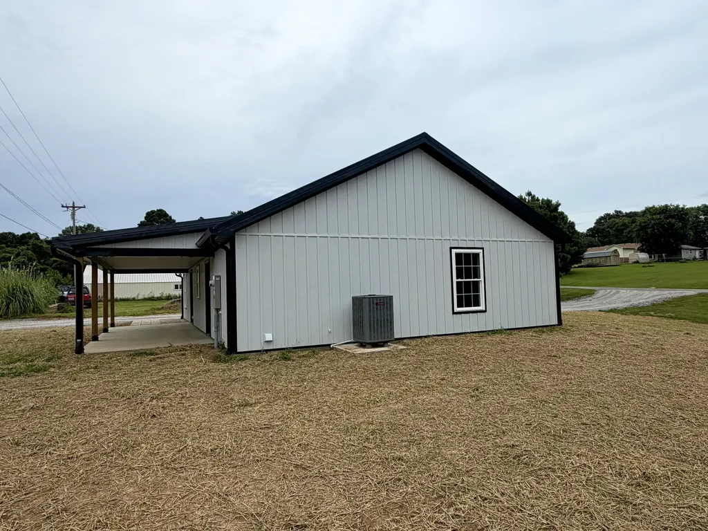 111 Crestview Lane Cadiz KY 42211