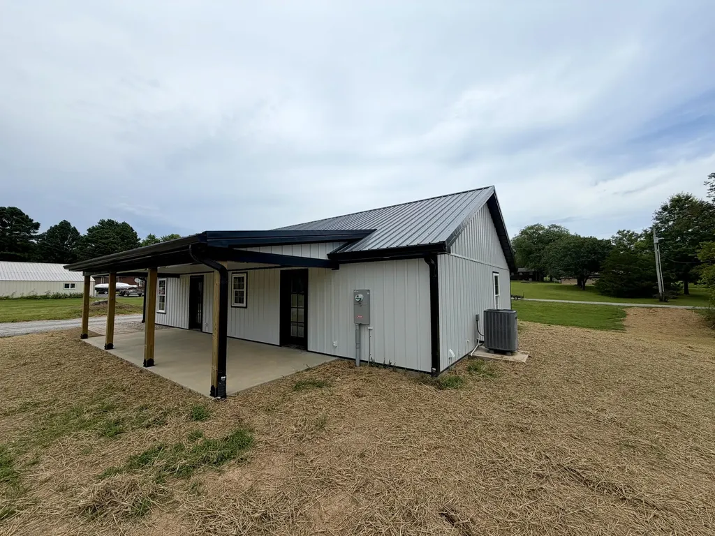 111 Crestview Lane Cadiz KY 42211
