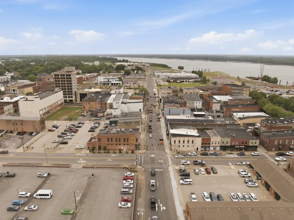 133 S 3rd Street Paducah KY 42001