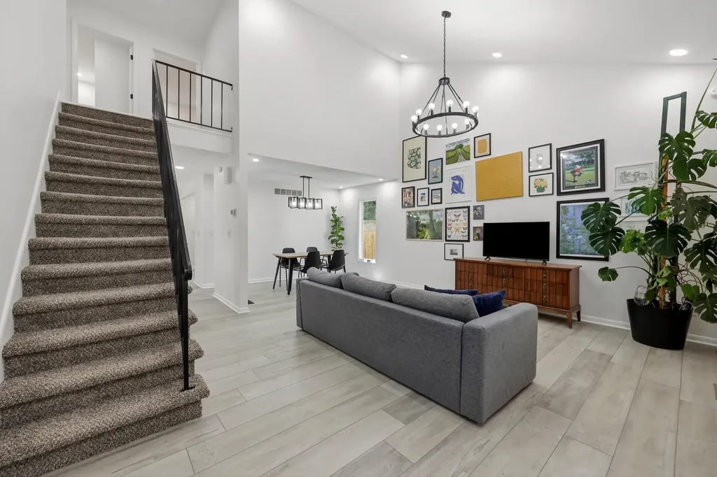 3512 Winding Drive Lexington KY 40517