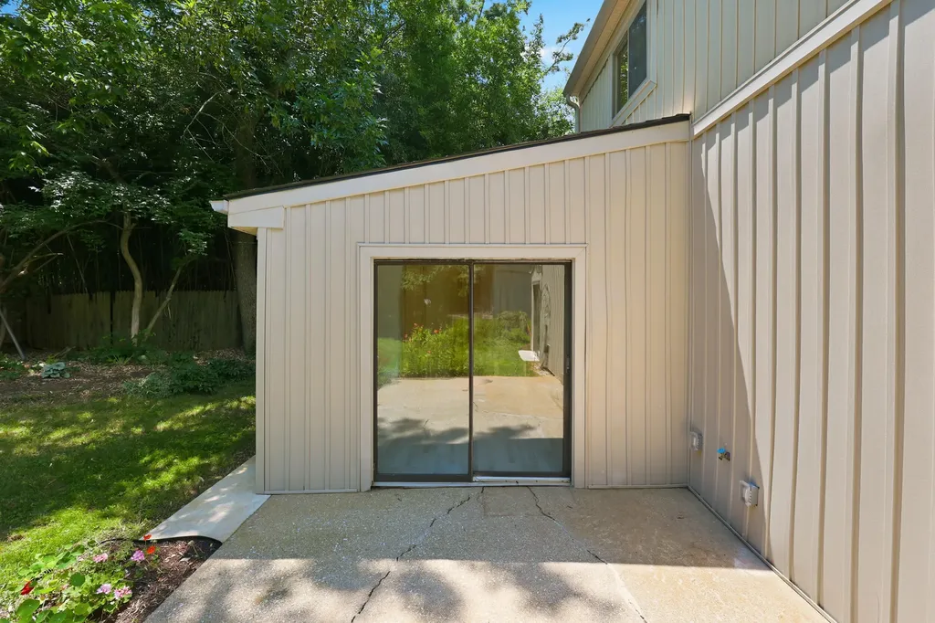 3512 Winding Drive Lexington KY 40517