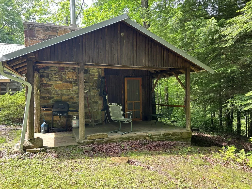 525 Rock Elm Lane Vanceburg KY 41179