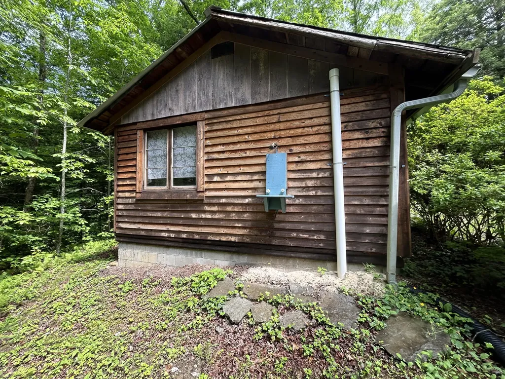 525 Rock Elm Lane Vanceburg KY 41179