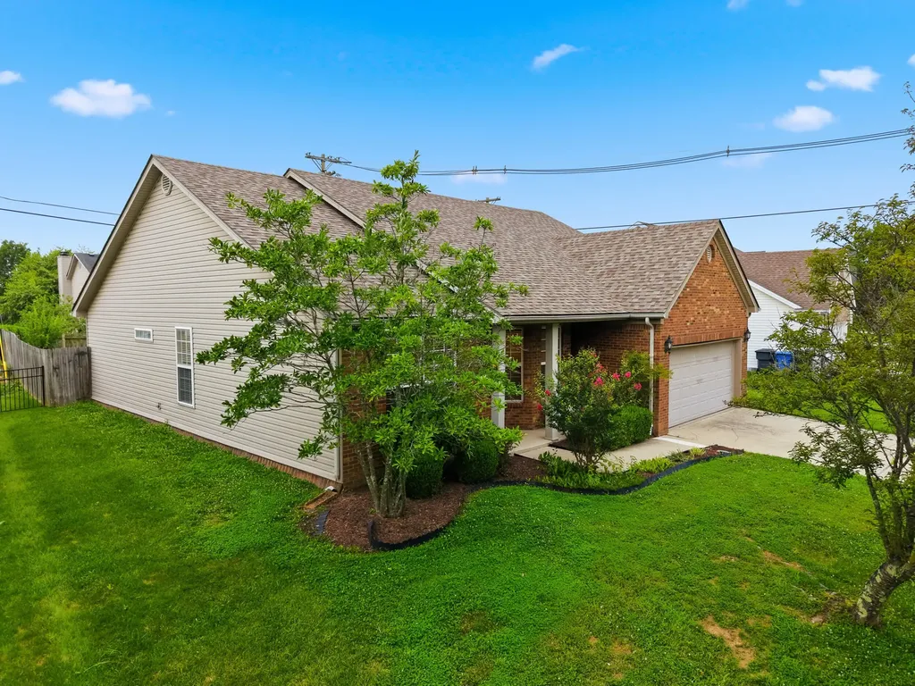 560 Southpoint Drive Lexington KY 40515