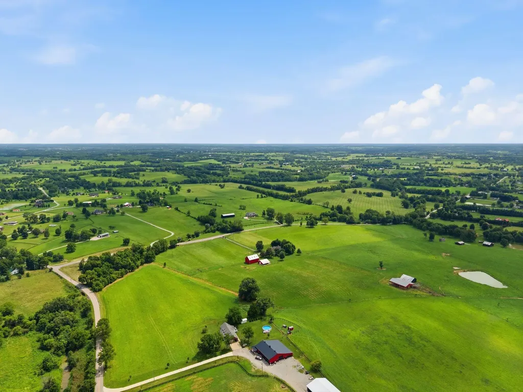 1006 Sebree Road Stamping Ground KY 40379