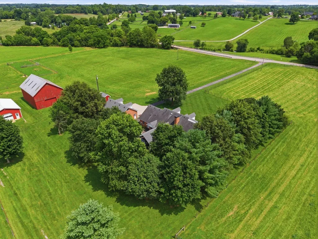 1006 Sebree Road Stamping Ground KY 40379