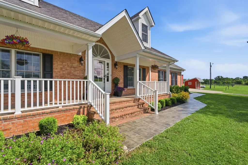 1006 Sebree Road Stamping Ground KY 40379