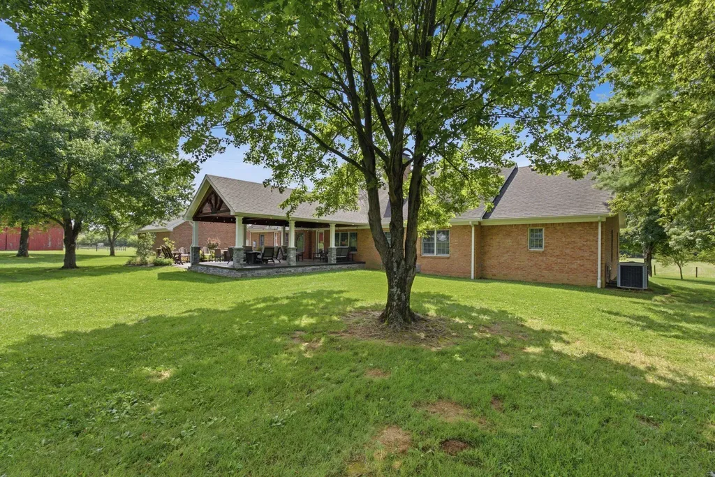 1006 Sebree Road Stamping Ground KY 40379
