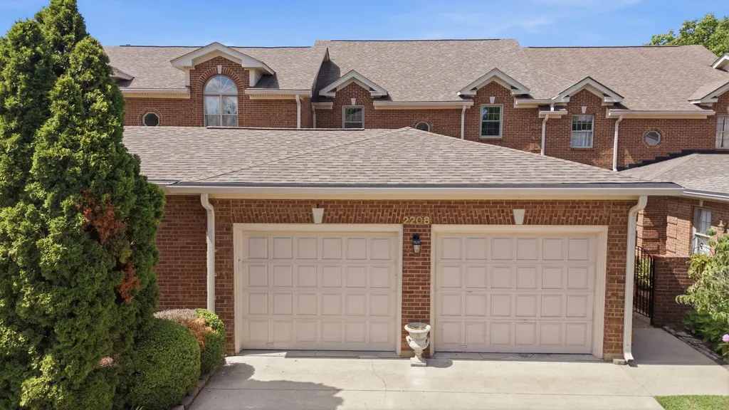 2208 Stone Garden Lane Lexington KY 40513