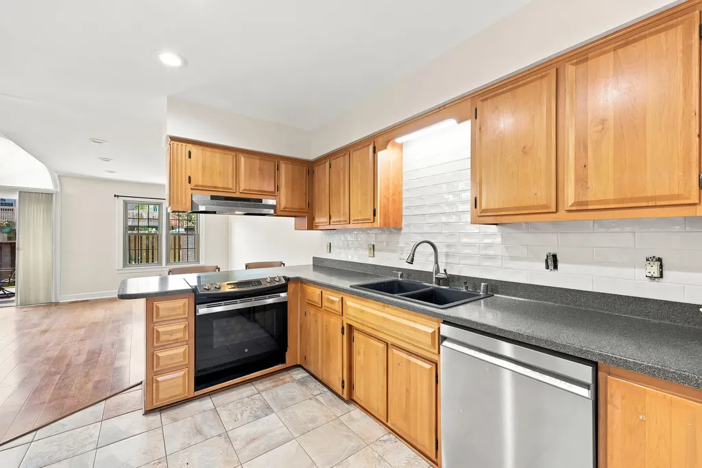 2208 Stone Garden Lane Lexington KY 40513