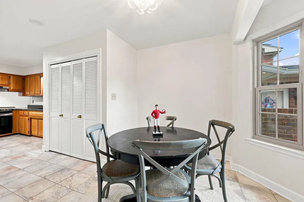 2208 Stone Garden Lane Lexington KY 40513
