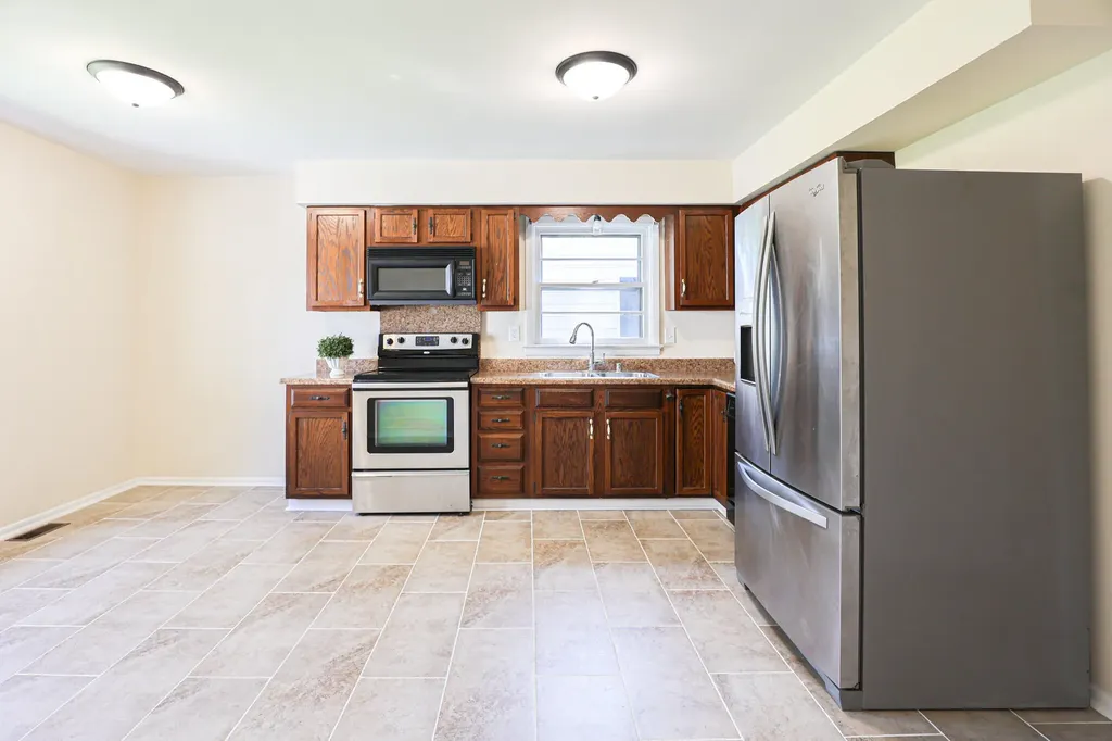 3033 Harrison Street Paducah KY 42001