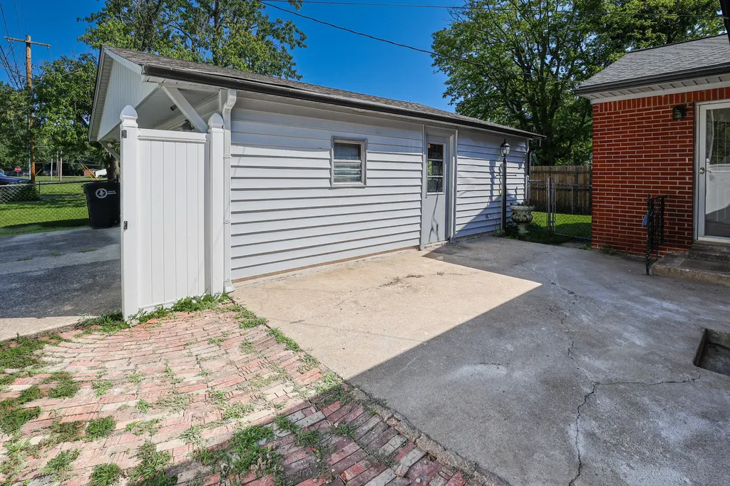 3033 Harrison Street Paducah KY 42001