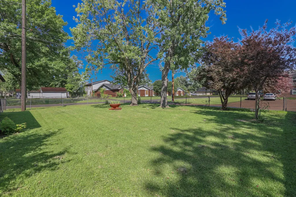 3033 Harrison Street Paducah KY 42001