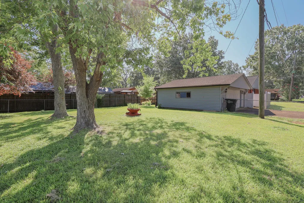 3033 Harrison Street Paducah KY 42001