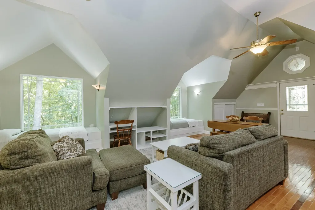 1560 Bell Phipps Road Monticello KY 42633