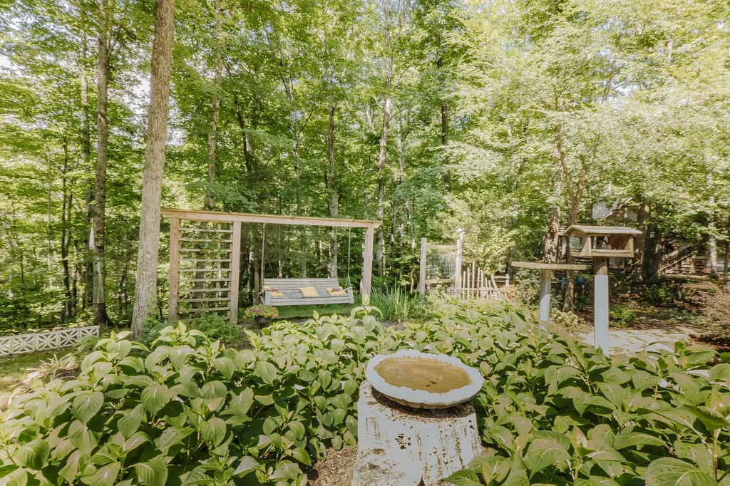 1560 Bell Phipps Road Monticello KY 42633
