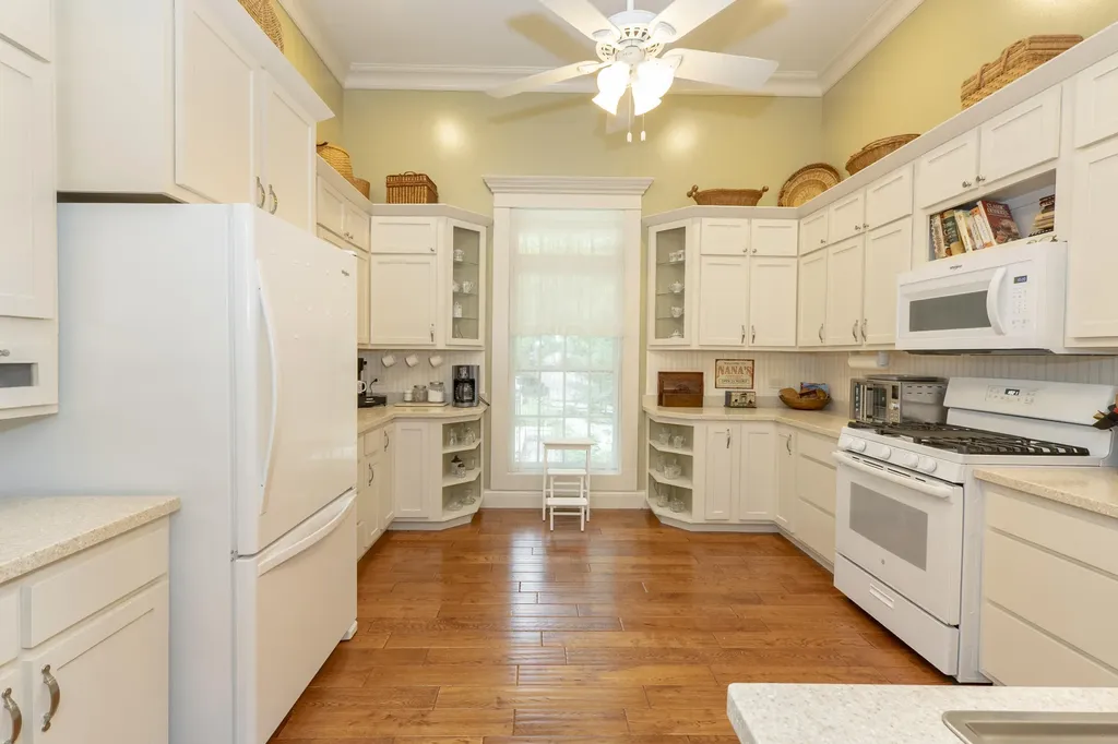 1560 Bell Phipps Road Monticello KY 42633