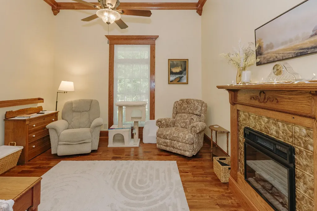 1560 Bell Phipps Road Monticello KY 42633