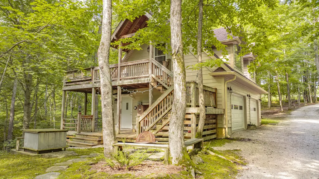 1560 Bell Phipps Road Monticello KY 42633