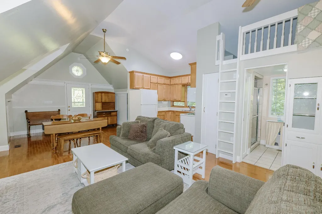 1560 Bell Phipps Road Monticello KY 42633