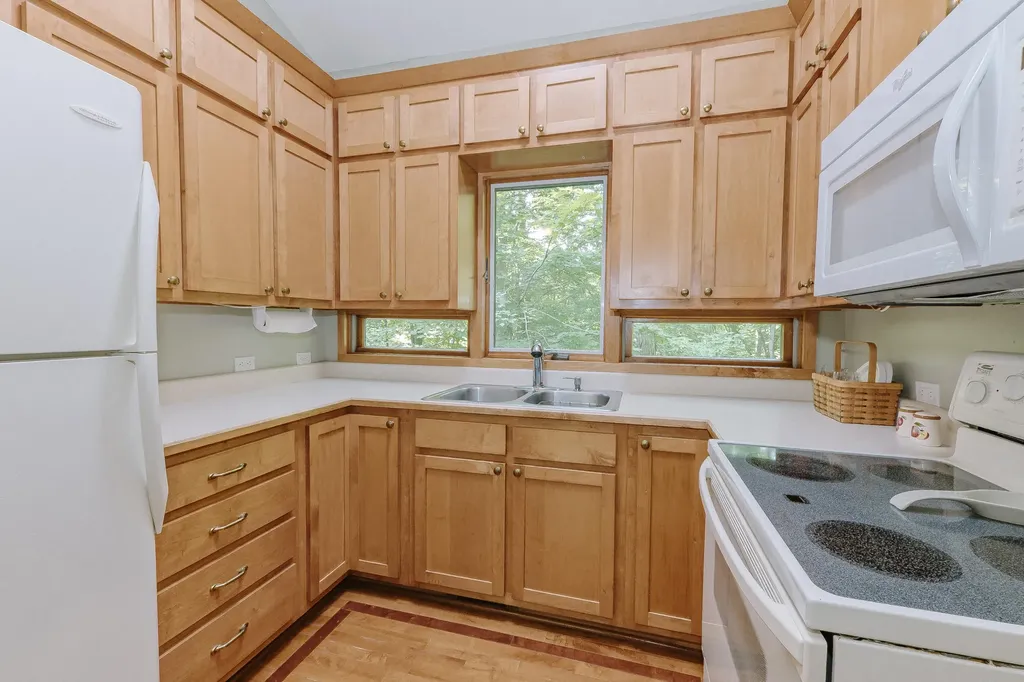 1560 Bell Phipps Road Monticello KY 42633