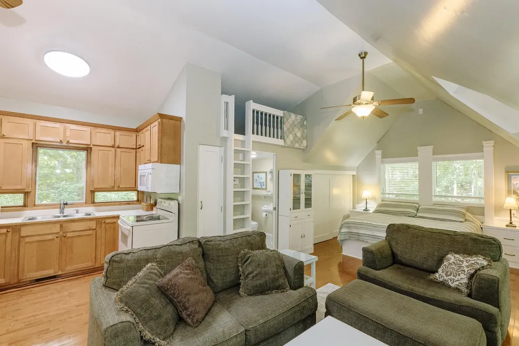 1560 Bell Phipps Road Monticello KY 42633