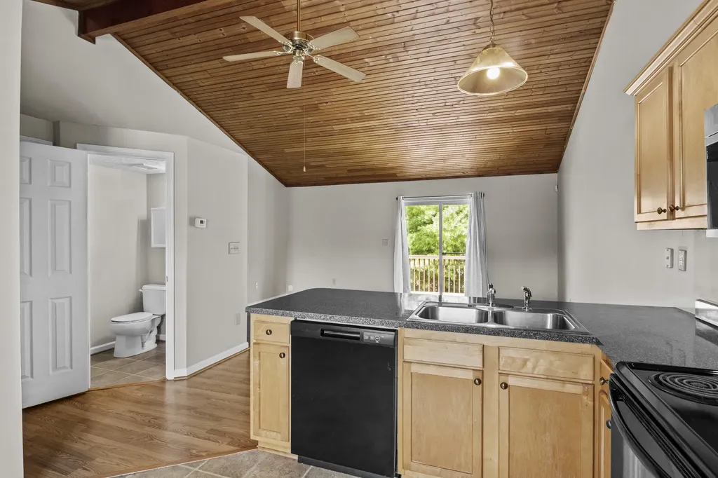 3533 Lochdale Terrace Lexington KY 40514