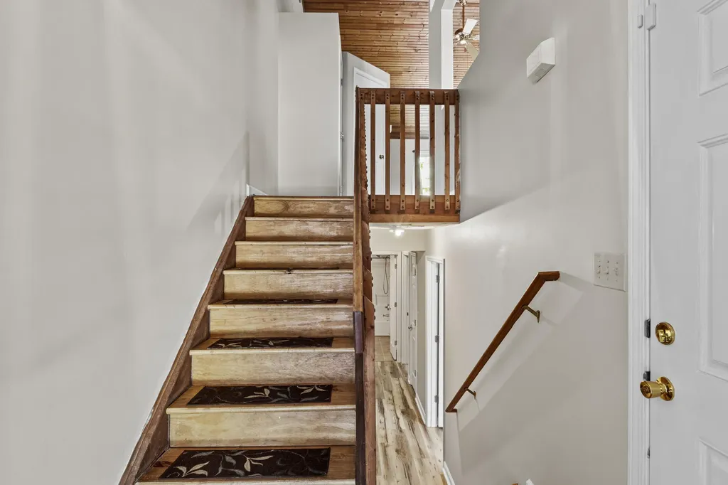 3533 Lochdale Terrace Lexington KY 40514