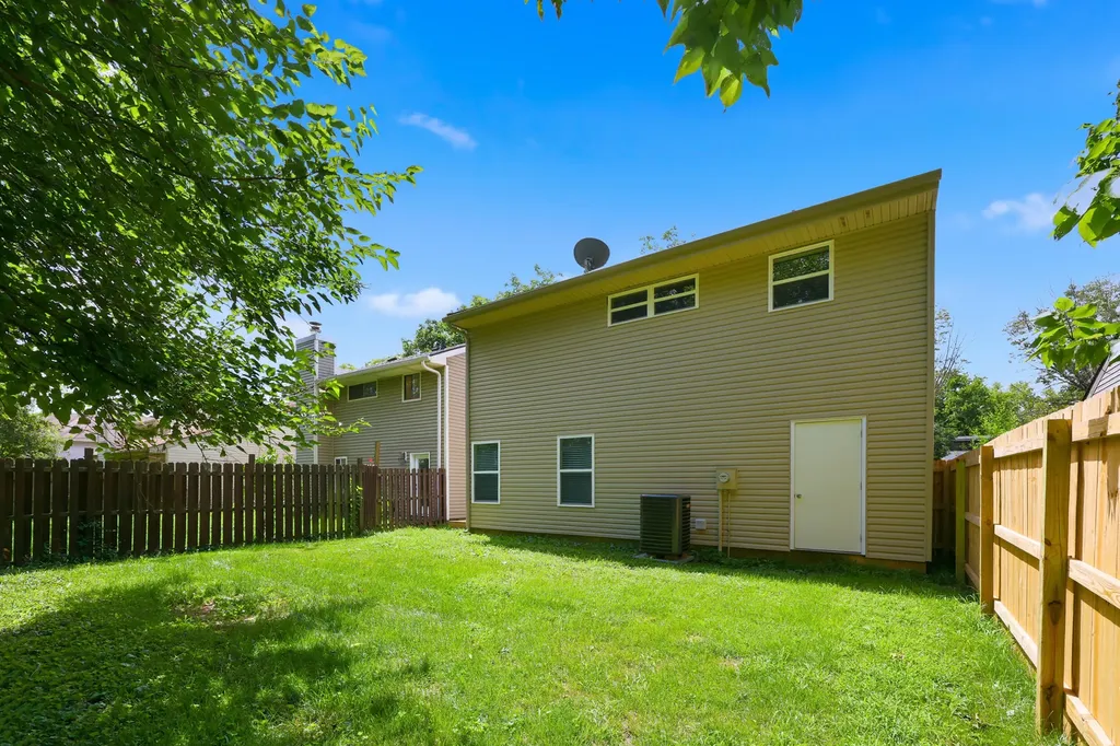 1609 Prairie Circle Lexington KY 40515