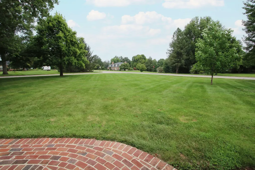 2586 Westmorland Road Lexington KY 40510