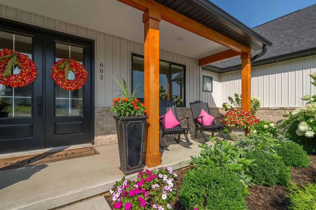 602 Trinity Lane Versailles KY 40383