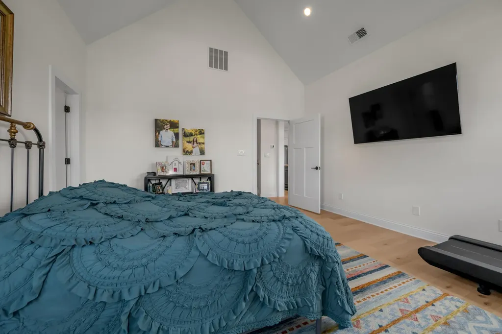 602 Trinity Lane Versailles KY 40383