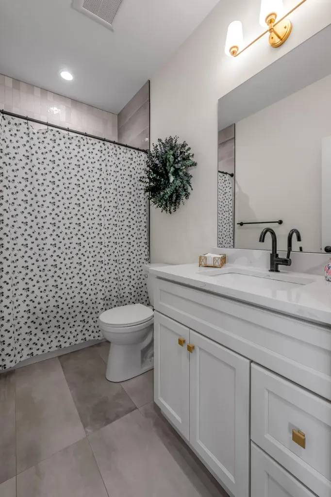 602 Trinity Lane Versailles KY 40383